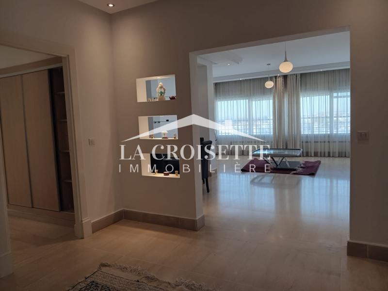 Appartement S+3 meublé vue lac aux Berges du Lac 2